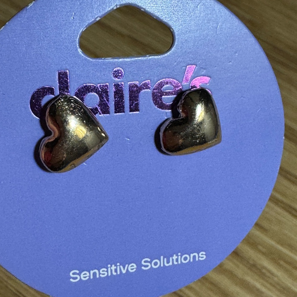 Claire's Metallic Heart stud earrings